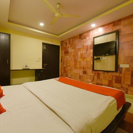 โอโย 3971 โฮเต็ล ทิปท็อป Hotel ชัยปุระ ภายนอก รูปภาพ