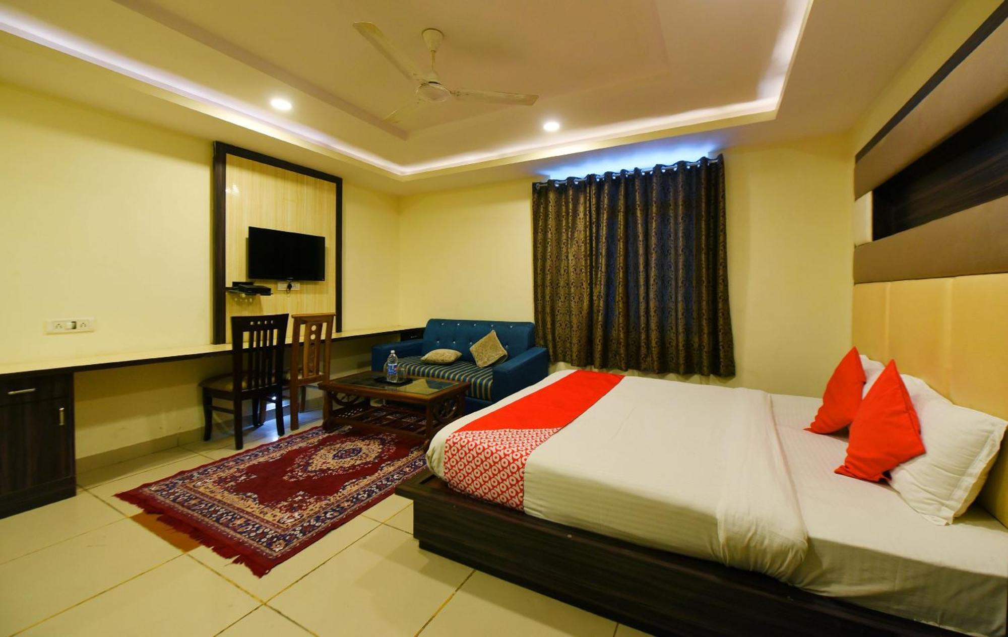 โอโย 3971 โฮเต็ล ทิปท็อป Hotel ชัยปุระ ภายนอก รูปภาพ