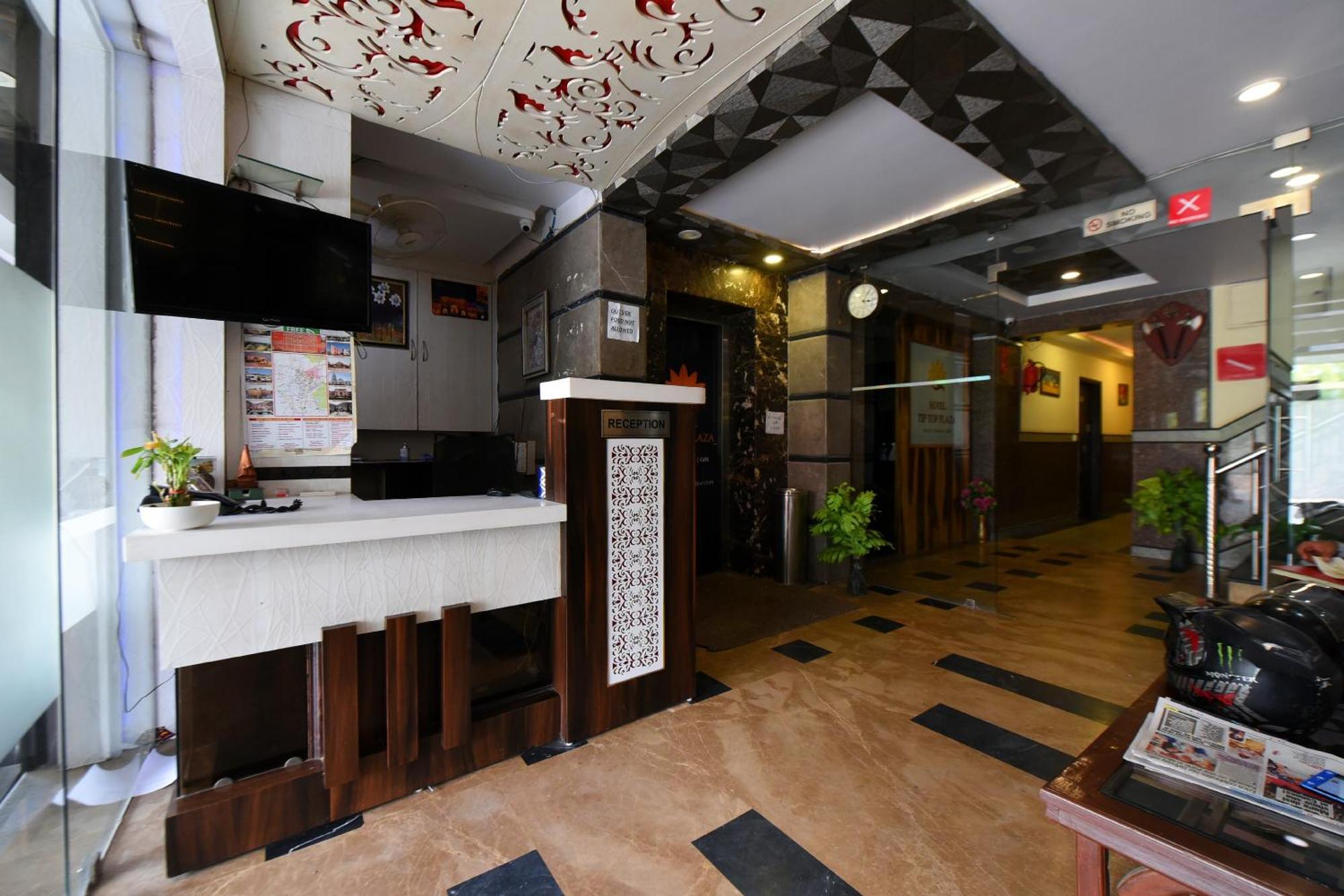 โอโย 3971 โฮเต็ล ทิปท็อป Hotel ชัยปุระ ภายนอก รูปภาพ