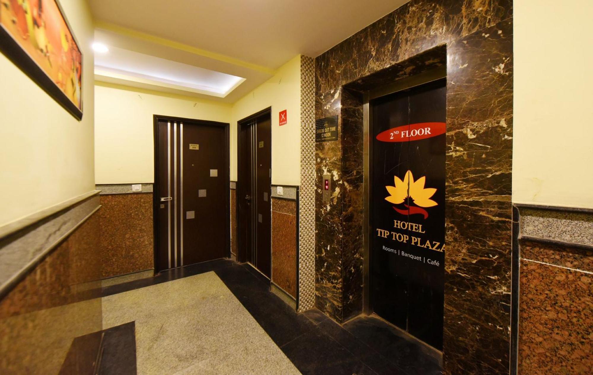 โอโย 3971 โฮเต็ล ทิปท็อป Hotel ชัยปุระ ภายนอก รูปภาพ