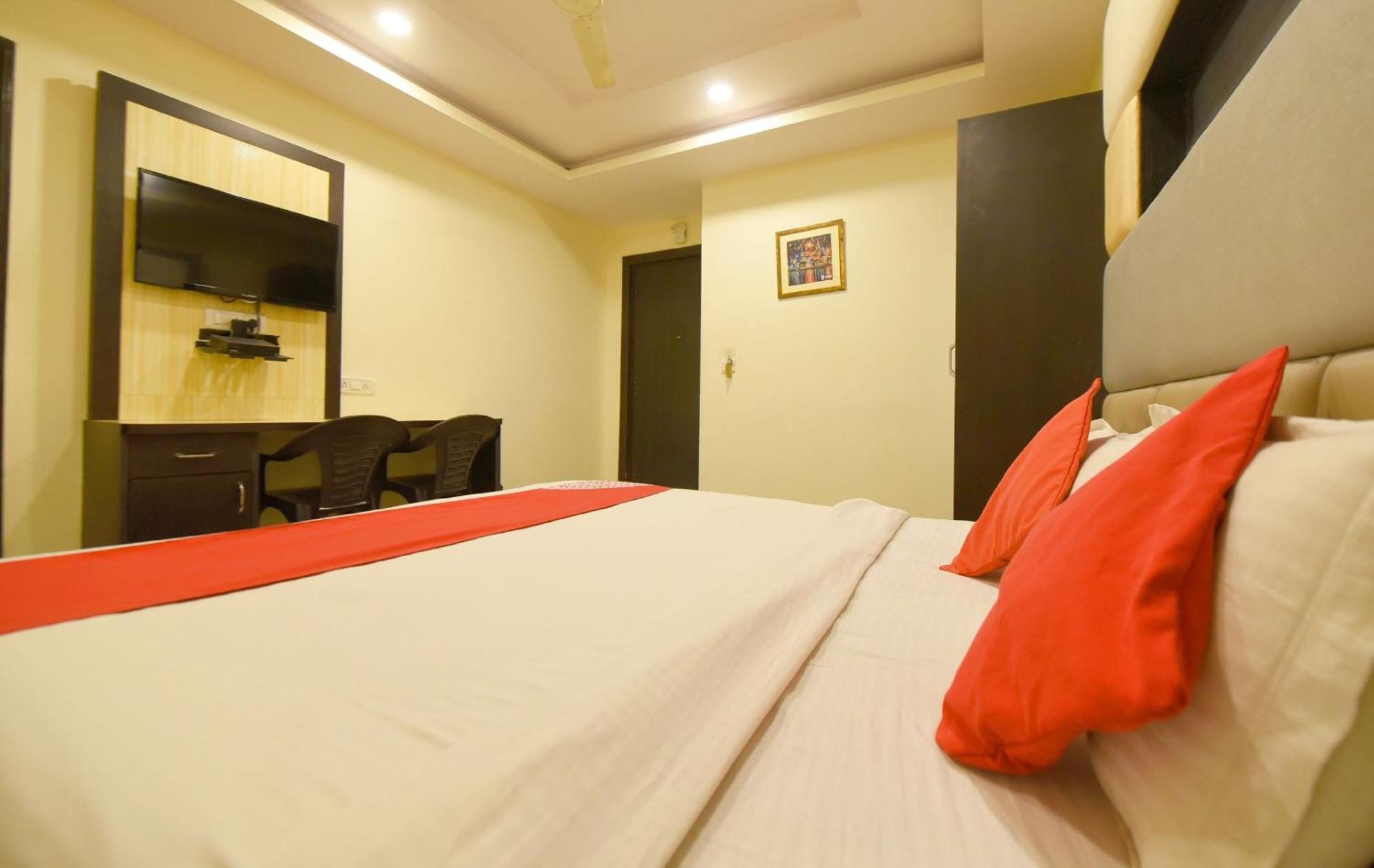 โอโย 3971 โฮเต็ล ทิปท็อป Hotel ชัยปุระ ภายนอก รูปภาพ