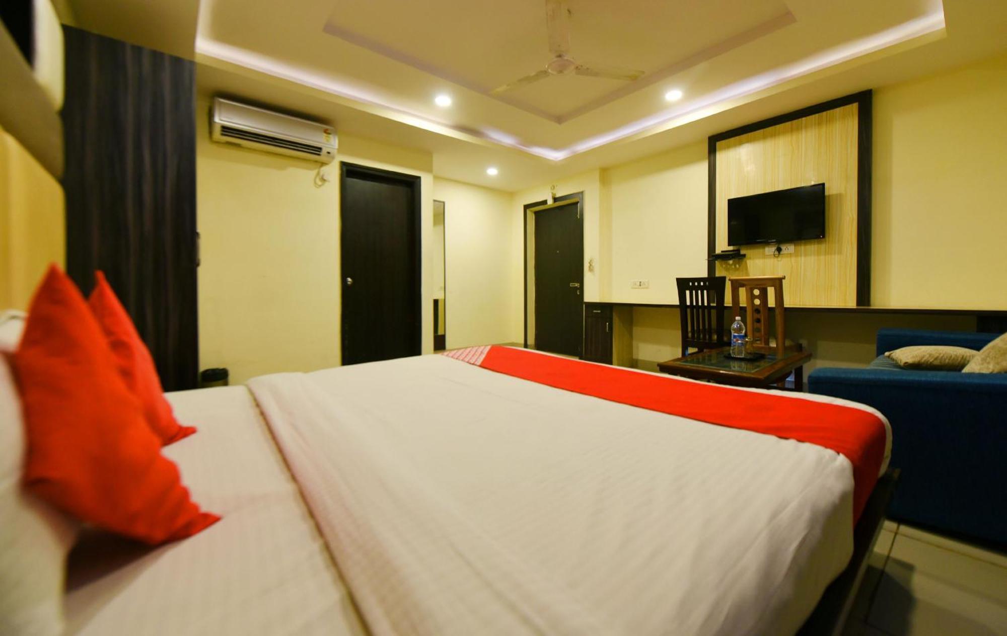 โอโย 3971 โฮเต็ล ทิปท็อป Hotel ชัยปุระ ภายนอก รูปภาพ