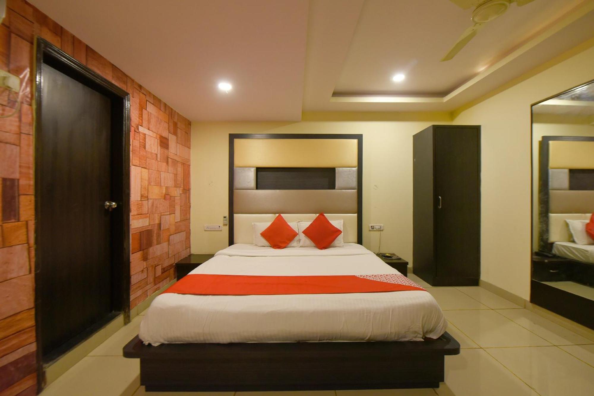โอโย 3971 โฮเต็ล ทิปท็อป Hotel ชัยปุระ ภายนอก รูปภาพ