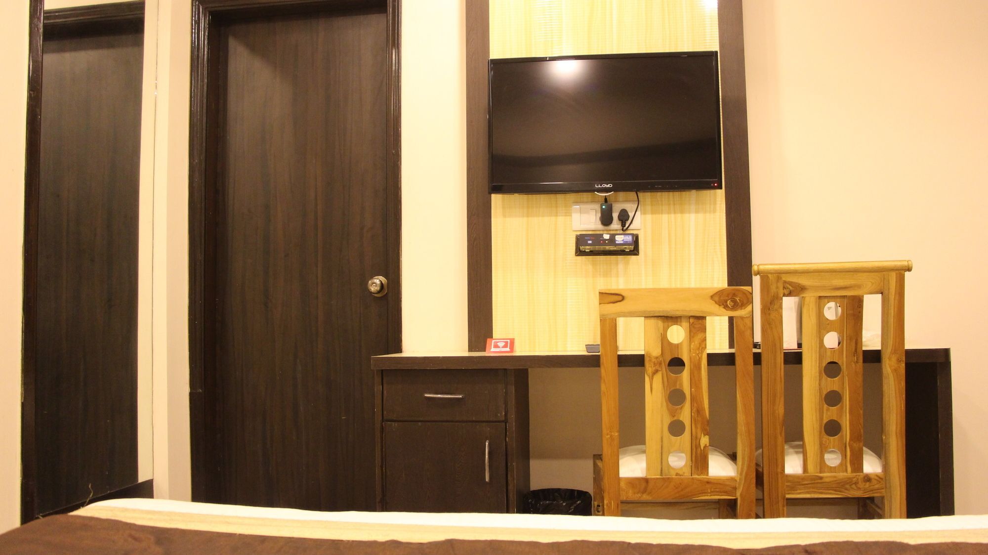 โอโย 3971 โฮเต็ล ทิปท็อป Hotel ชัยปุระ ภายนอก รูปภาพ